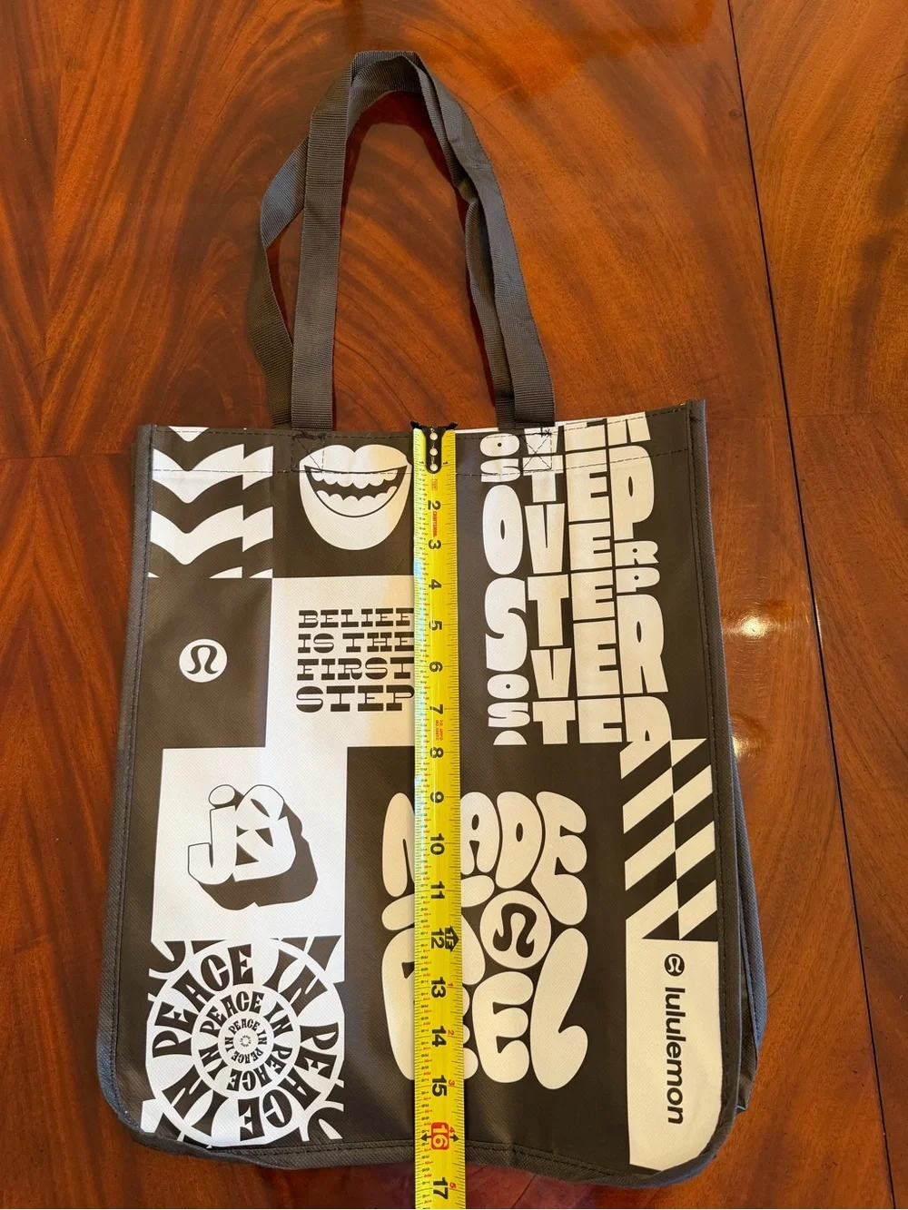 NEW Lululemon Large Reusable Shopper Bag Sequoia Brown Graphic Print